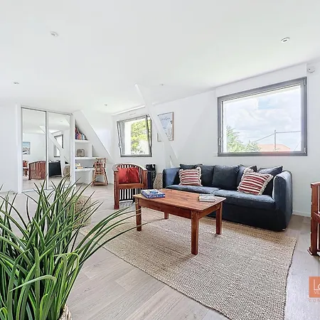 La Terrasse : 1er Etage Proche * Амблетёзе